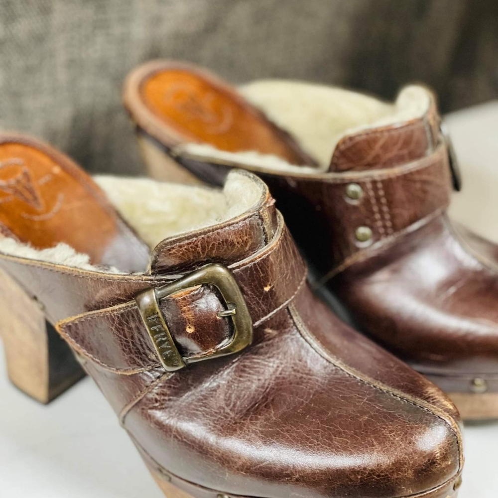 Frye brown leather fur clogs